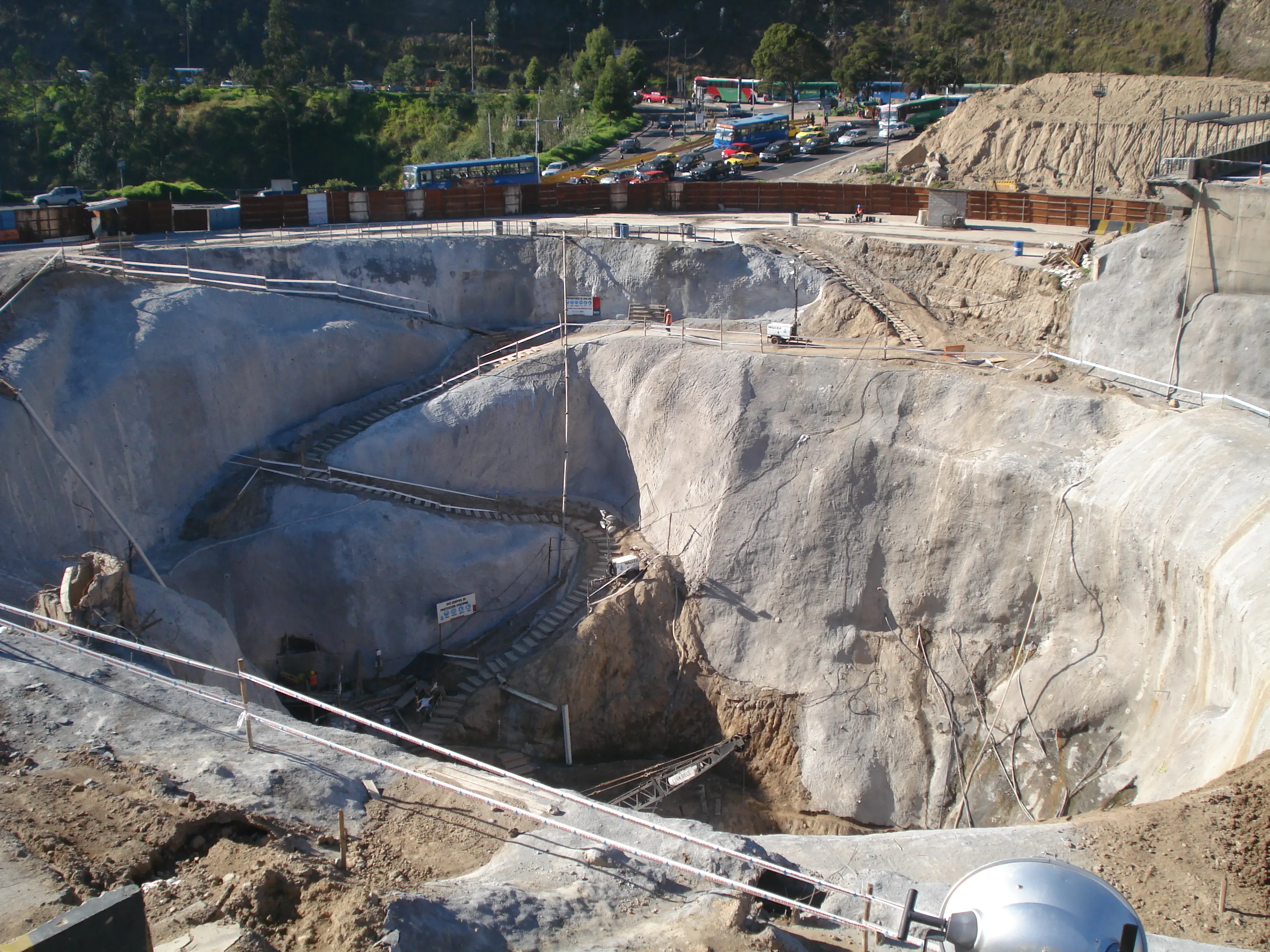 Plan de Contención e Intervención Emergente: Colapso El Trébol